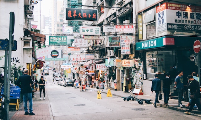 Travel to Hong Kong: A Safe City for Women