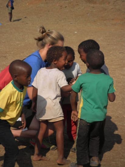 Volunteer-in-South-Africa.jpg