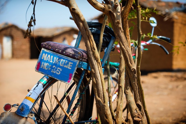 Travel Malawi: Volunteering in Malawi: 4 Unexpected Lessons. Malawi Travel: 8 Things You Want to Know