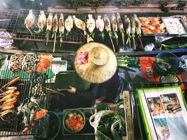 How I Kicked Vegetarianism and Dove into Thai Street Food