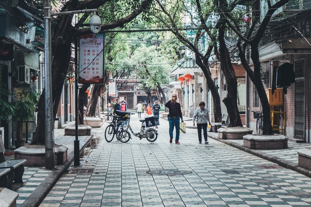 5 Essential Phrases for Bargaining in Guangzhou, China