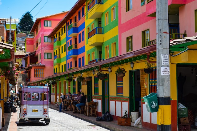 Travel Colombia: In Conversation with Kach Howe