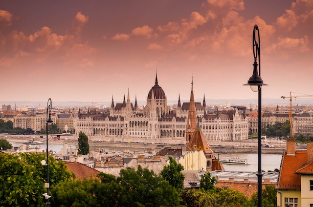 Three-Day Budapest Tour: The Real Deal with Vanessa Roche