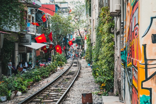 Seeing the Human Side of Hanoi's Street Vendors