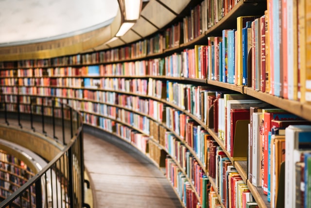 My Favourite Book Stores in Paris, by Catalina Rigou