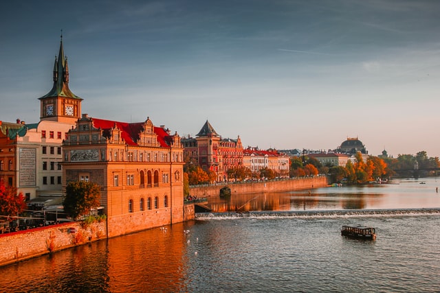 Romance, Health and Safety in the Czech Republic: Kelley's Tips