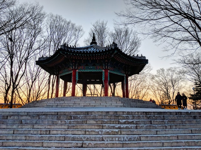 Warm Hearts in a Cold Seoul: Travelling to Korea in Winter